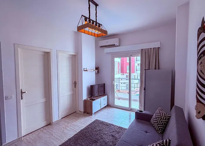 - Pool, Balcony & Near El Gouna * الغردقة