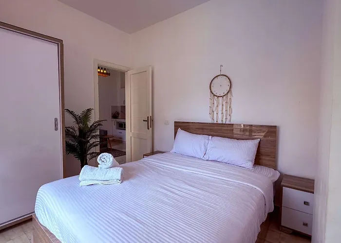 - Pool, Balcony & Near El Gouna شقة *